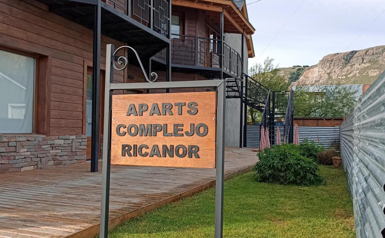 Aparts Complejo Ricanor Эль-Чальтен Экстерьер фото